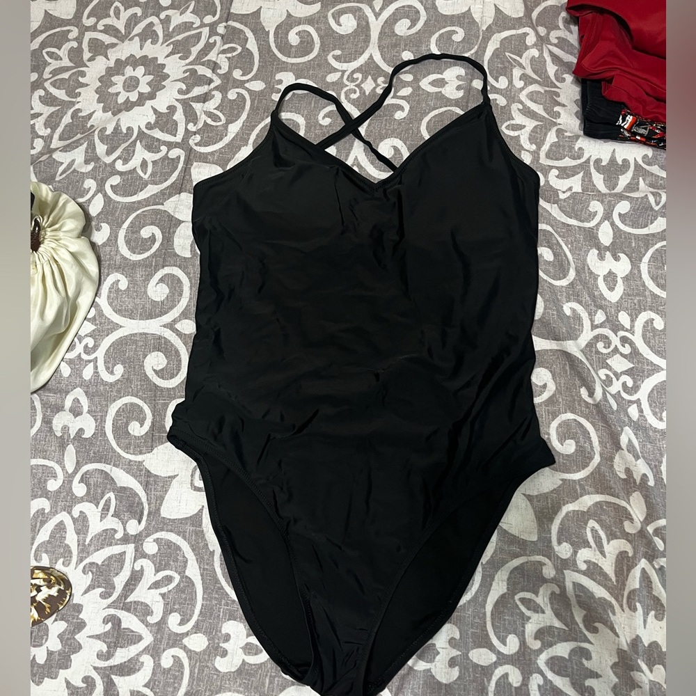 Women’s One Piece Swim Suit